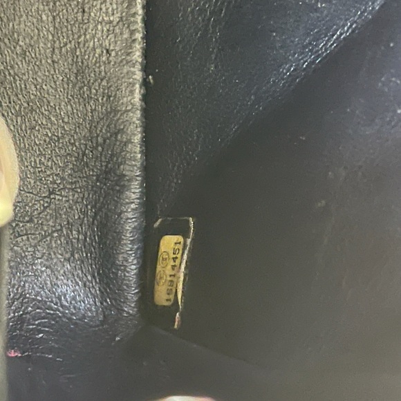 Chanel flap bag, very hard to find size! - Picture 6 of 17